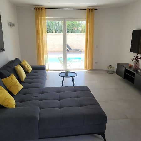 Haus Dalmatia With Heated Pool Lejlighed Bibinje Eksteriør billede