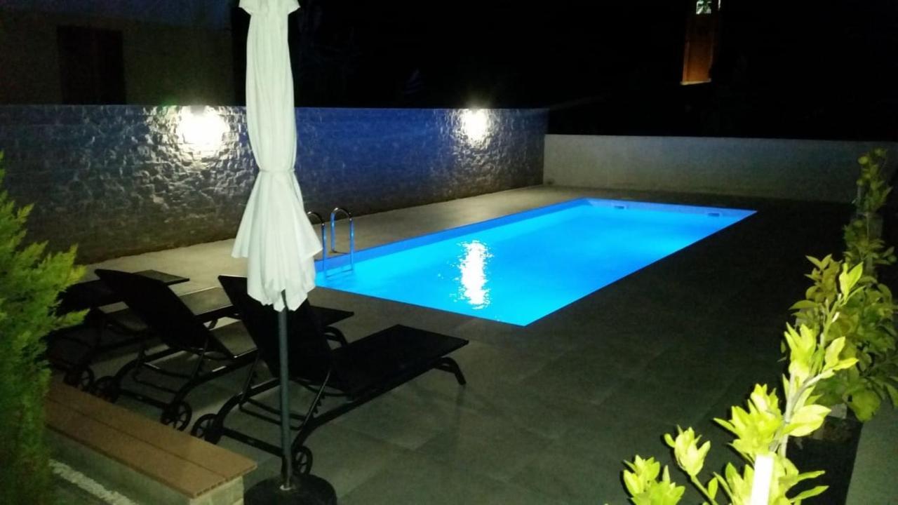 Haus Dalmatia With Heated Pool Lejlighed Bibinje Eksteriør billede