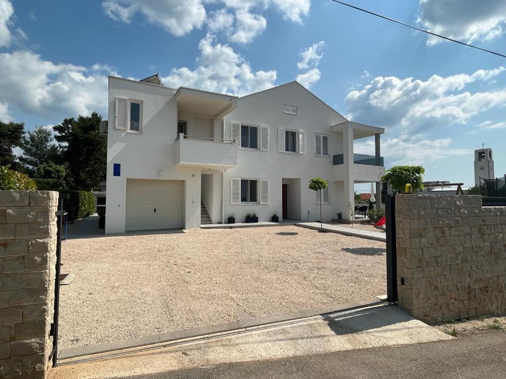 Haus Dalmatia With Heated Pool Lejlighed Bibinje Eksteriør billede