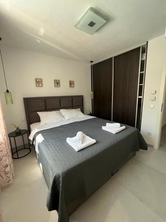 Haus Dalmatia With Heated Pool Lejlighed Bibinje Eksteriør billede