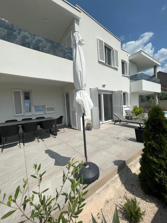 Haus Dalmatia With Heated Pool Lejlighed Bibinje Eksteriør billede